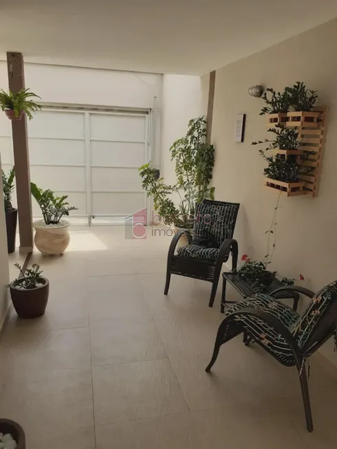 Foto 1 de Casa com 3 Quartos à venda, 160m² em Jardim Messina, Jundiaí