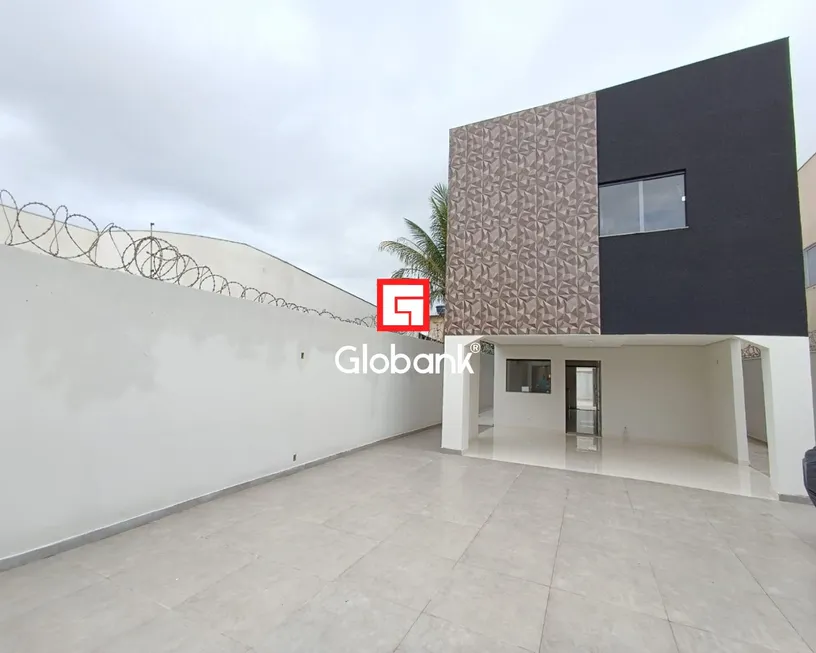 Foto 1 de Casa com 4 Quartos à venda, 178m² em Prolongamento Todos Os Santos, Montes Claros