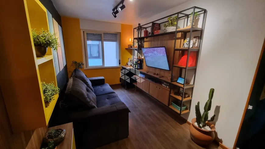 Foto 1 de Apartamento com 3 Quartos à venda, 68m² em Cavalhada, Porto Alegre