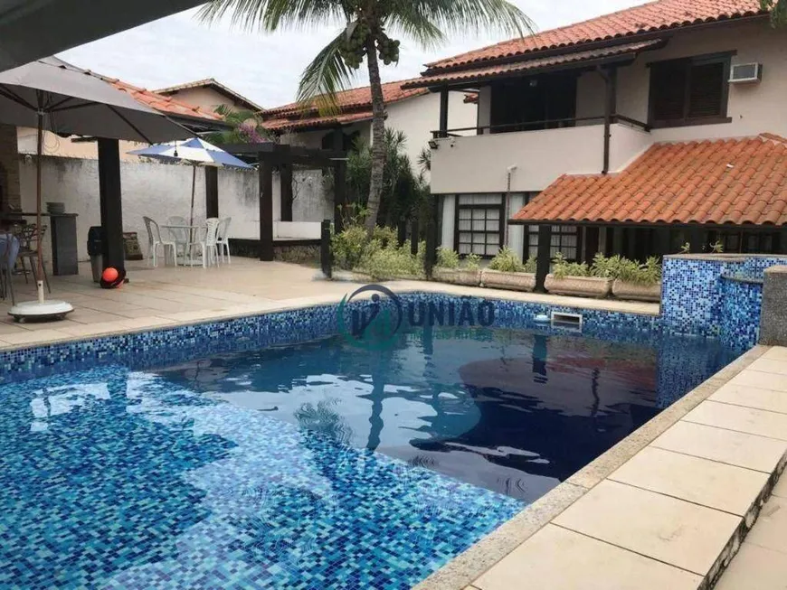 Foto 1 de Casa com 4 Quartos à venda, 361m² em Camboinhas, Niterói