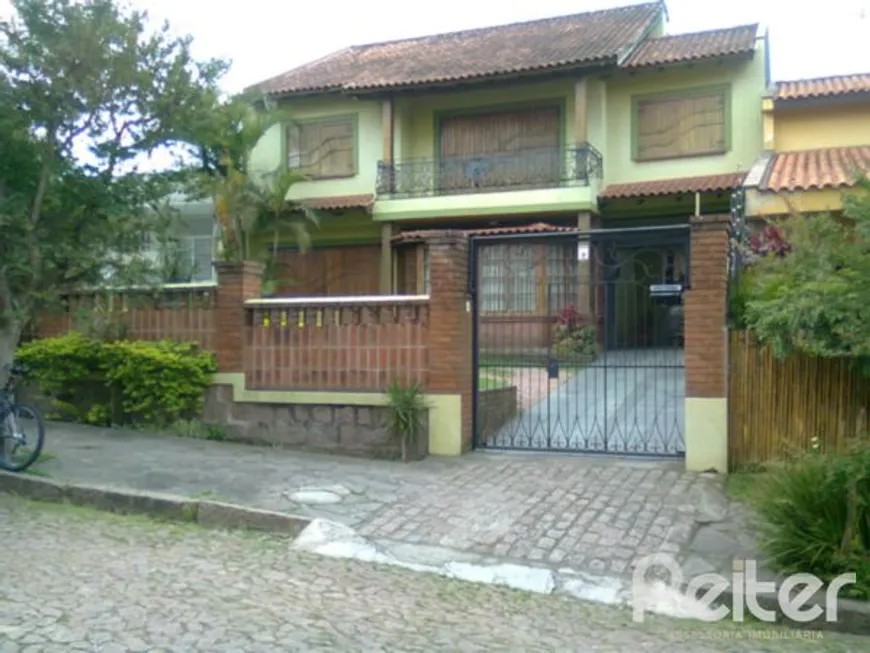 Foto 1 de Casa com 4 Quartos à venda, 360m² em Vila Assunção, Porto Alegre