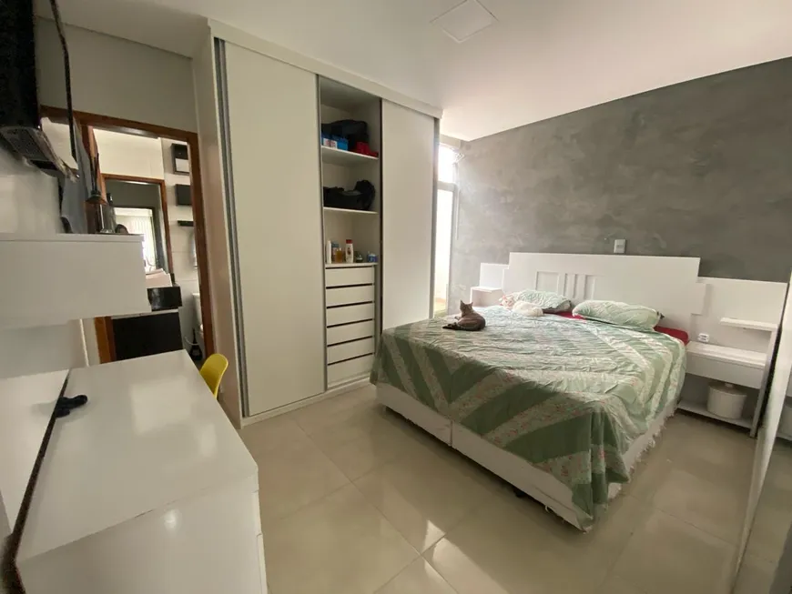 Foto 1 de Casa com 2 Quartos à venda, 120m² em Vale das Orquideas, Contagem