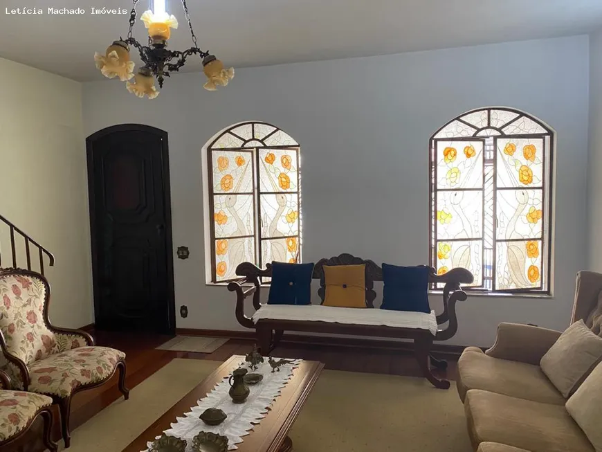 Foto 1 de Casa com 3 Quartos à venda, 132m² em Centro, Mogi das Cruzes