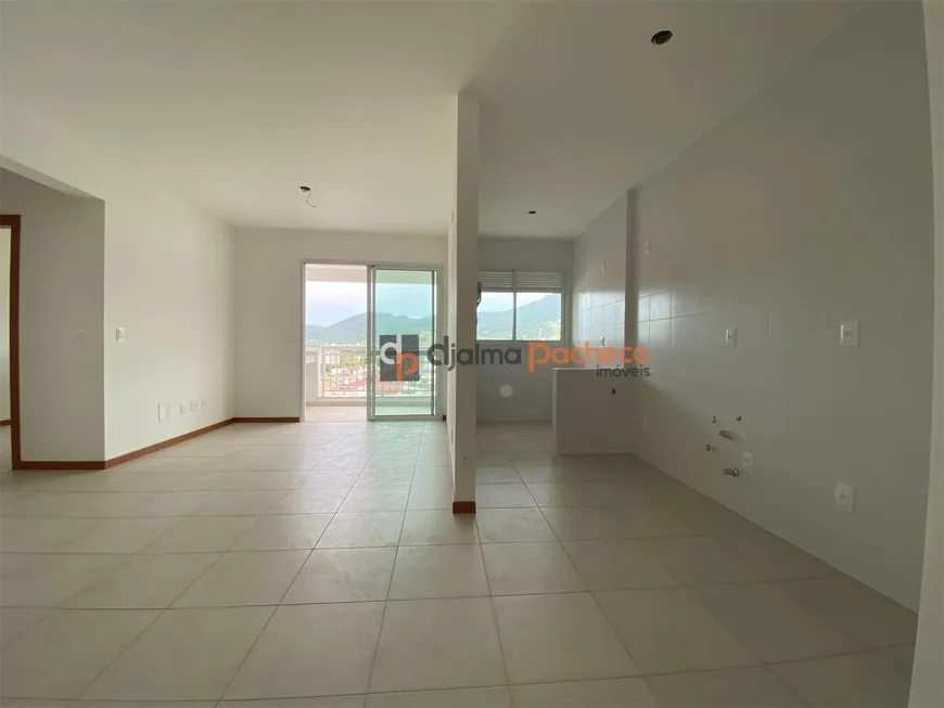 Foto 1 de Apartamento com 3 Quartos à venda, 83m² em Rio Caveiras, Biguaçu