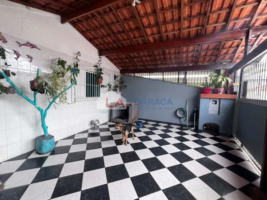 Foto 1 de Casa com 2 Quartos à venda, 85m² em Vila Tupi, Praia Grande