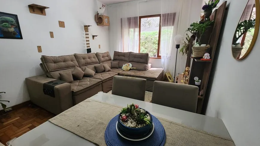 Foto 1 de Apartamento com 2 Quartos à venda, 44m² em Varzea, Teresópolis