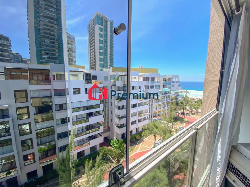 Foto 1 de Apartamento com 2 Quartos à venda, 68m² em Barra da Tijuca, Rio de Janeiro