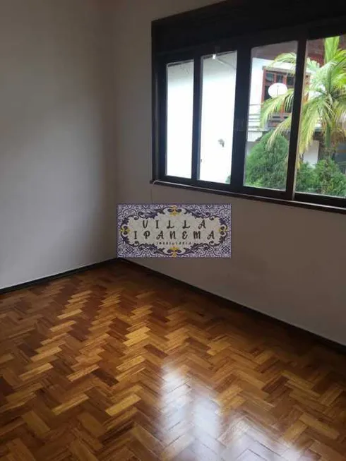 Foto 1 de Apartamento com 1 Quarto à venda, 40m² em Jardim Cascata, Teresópolis