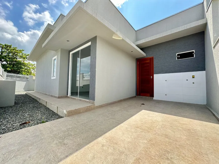 Foto 1 de Casa com 2 Quartos à venda, 54m² em Meia Praia, Navegantes