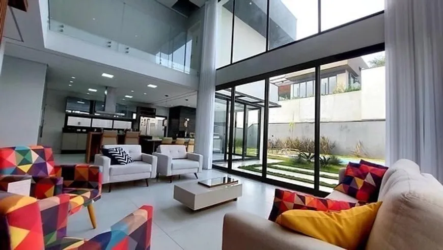 Foto 1 de Casa de Condomínio com 4 Quartos à venda, 300m² em Condomínio Residencial Alphaville II, São José dos Campos