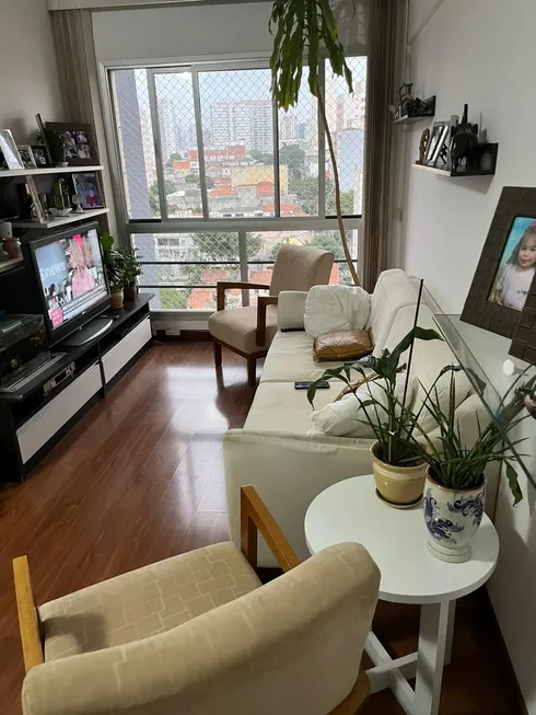 Foto 1 de Apartamento com 3 Quartos para venda ou aluguel, 66m² em Aclimação, São Paulo