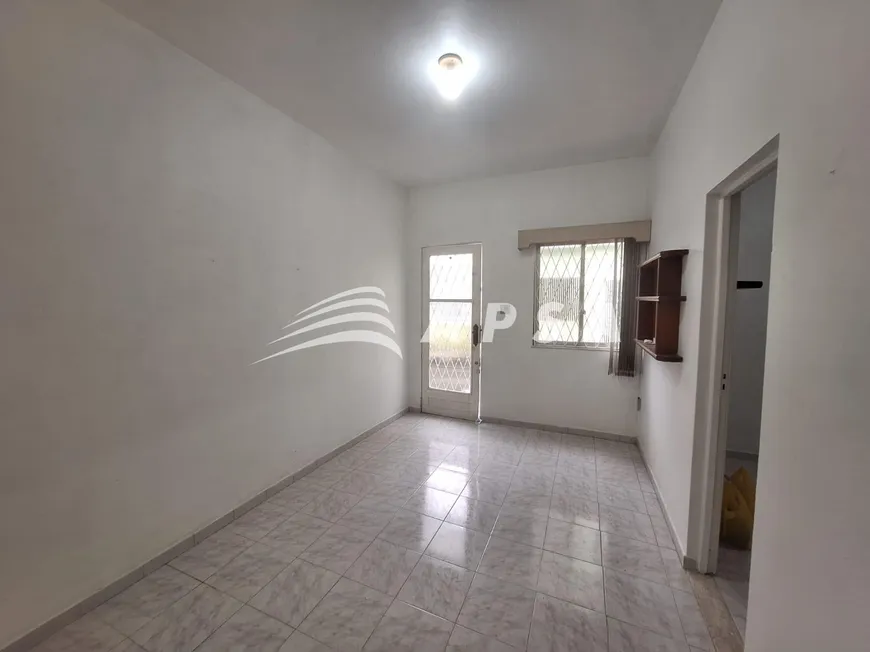 Foto 1 de Casa com 2 Quartos para alugar, 60m² em Abolição, Rio de Janeiro