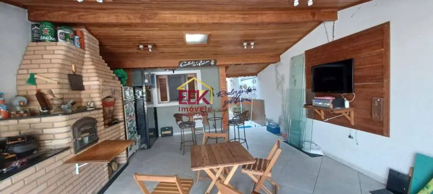 Foto 1 de Casa com 2 Quartos à venda, 78m² em Parque Senhor do Bonfim, Taubaté