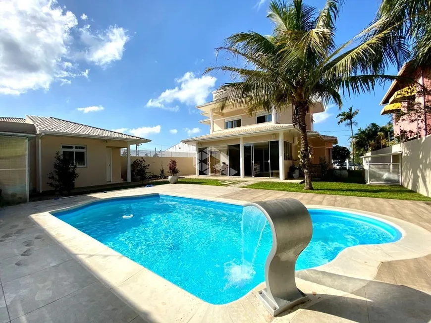 Foto 1 de Casa com 3 Quartos à venda, 230m² em Campeche, Florianópolis