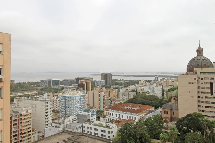 Foto 1 de Apartamento com 3 Quartos à venda, 163m² em Centro Histórico, Porto Alegre