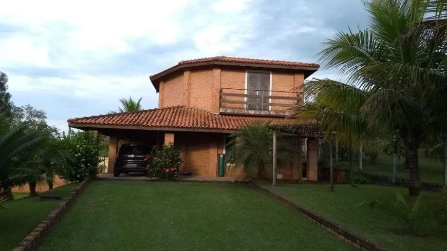 Foto 1 de Fazenda/Sítio com 3 Quartos à venda, 1766m² em Recanto da Serra, Charqueada