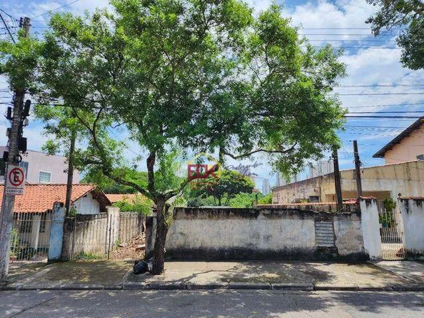 Foto 1 de Lote/Terreno à venda, 300m² em Parque Industrial, São José dos Campos
