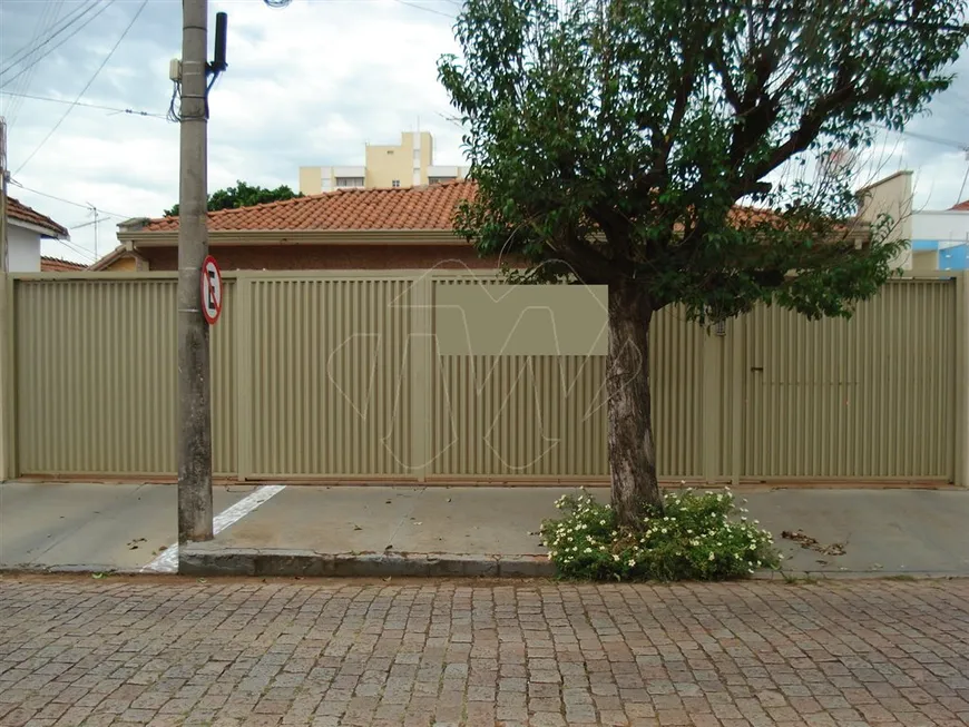 Foto 1 de Casa com 4 Quartos à venda, 374m² em Centro, Araraquara