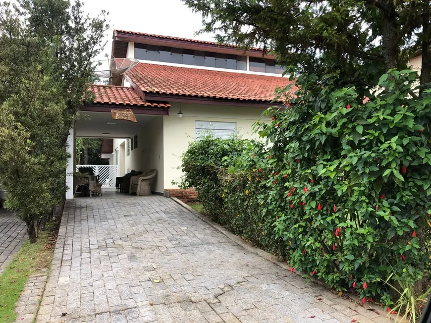 Foto 1 de Casa de Condomínio com 3 Quartos para venda ou aluguel, 260m² em Aldeia da Serra, Santana de Parnaíba