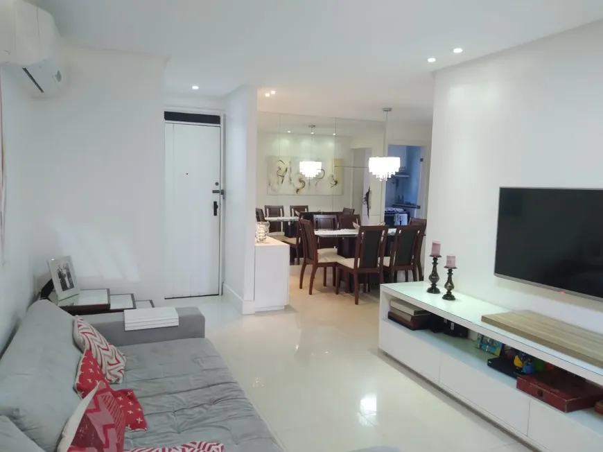 Foto 1 de Apartamento com 3 Quartos à venda, 107m² em Cidade Jardim, Salvador