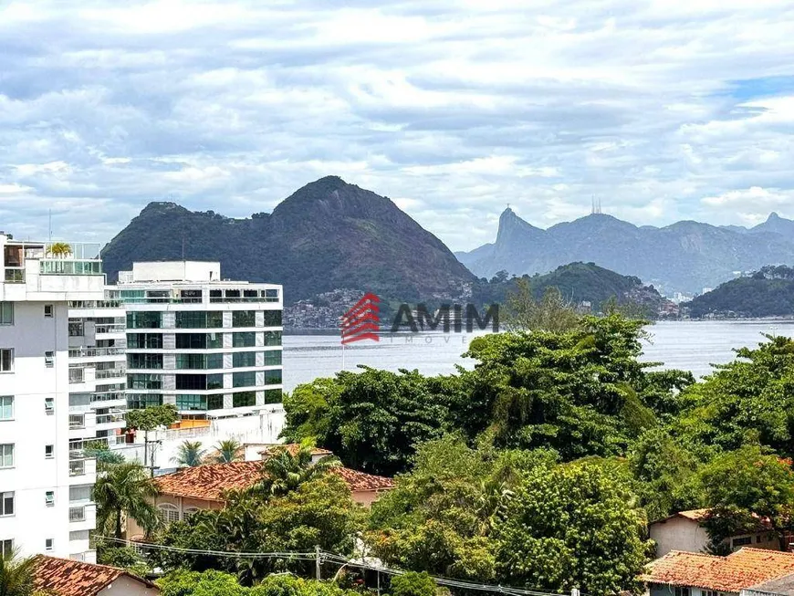 Foto 1 de Cobertura com 4 Quartos à venda, 263m² em Charitas, Niterói