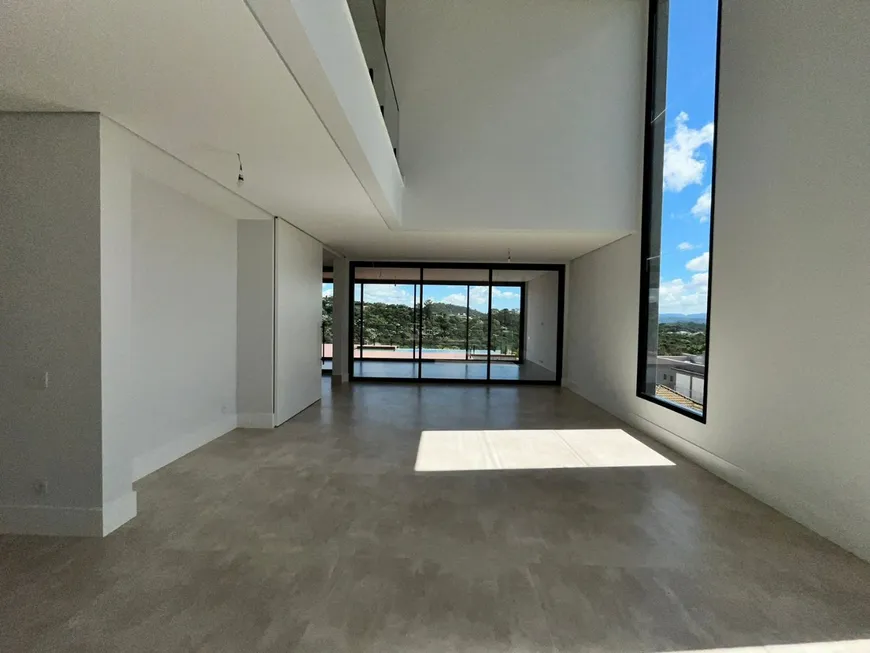 Foto 1 de Casa de Condomínio com 5 Quartos à venda, 625m² em Genesis II, Santana de Parnaíba