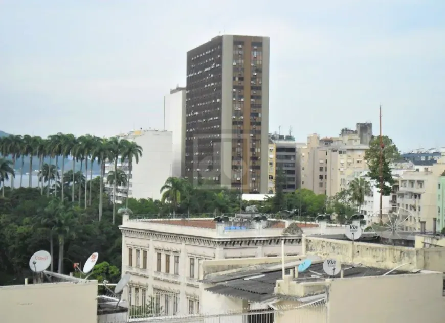 Foto 1 de Cobertura com 2 Quartos à venda, 62m² em Catete, Rio de Janeiro