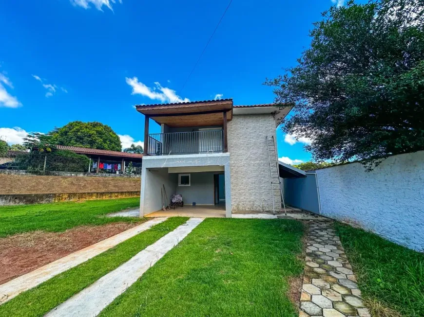 Foto 1 de Fazenda/Sítio com 3 Quartos para alugar, 1000m² em Campo do Realengo, Jarinu