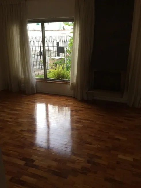 Foto 1 de Casa com 4 Quartos para alugar, 220m² em Jardim Bonfiglioli, São Paulo