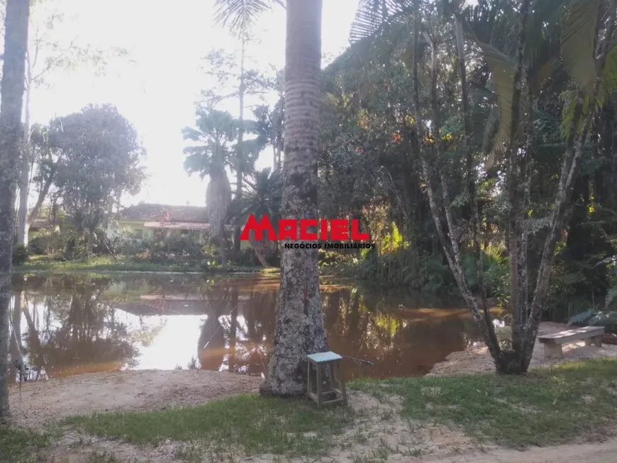 Foto 1 de Fazenda/Sítio com 2 Quartos à venda, 150m² em Marambaia, Caçapava