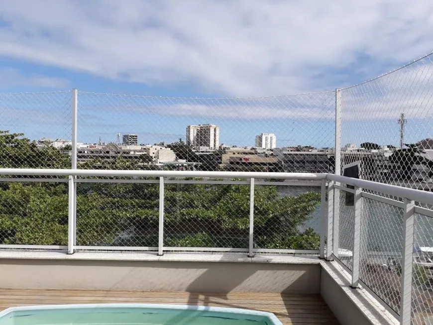 Foto 1 de Cobertura com 4 Quartos à venda, 182m² em Jardim Oceanico, Rio de Janeiro