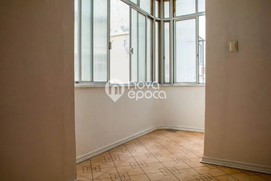 Foto 1 de Apartamento com 3 Quartos à venda, 110m² em Copacabana, Rio de Janeiro