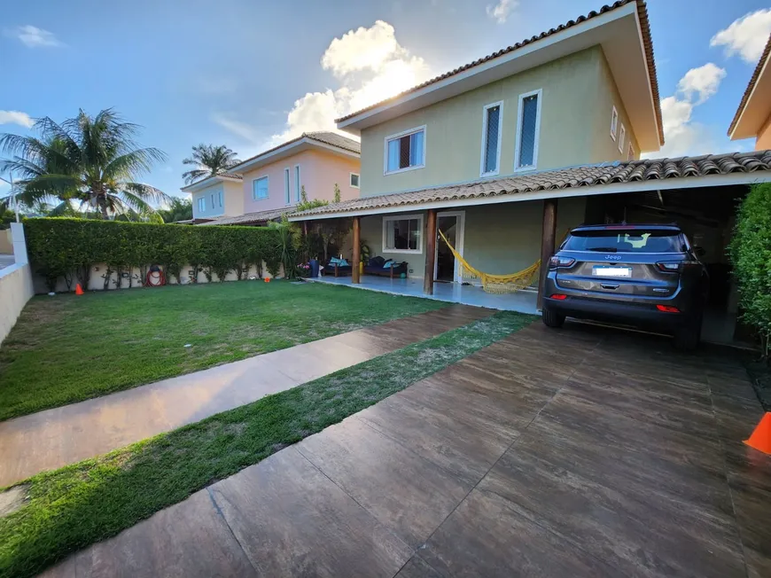 Foto 1 de Casa de Condomínio com 4 Quartos à venda, 300m² em Buraquinho, Lauro de Freitas