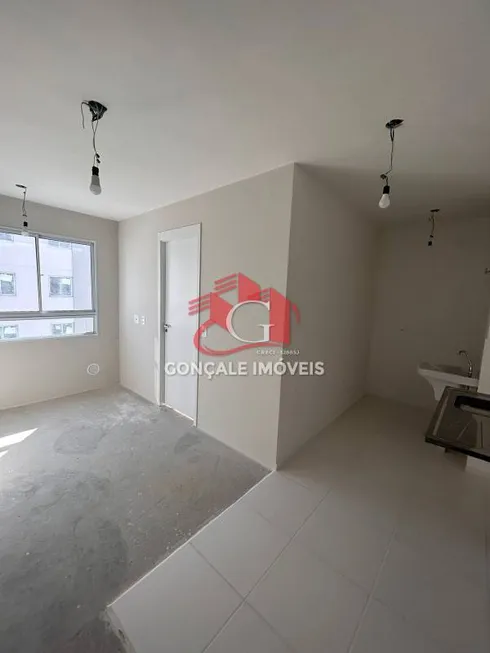 Foto 1 de Apartamento com 2 Quartos à venda, 37m² em Vila das Bandeiras, Guarulhos