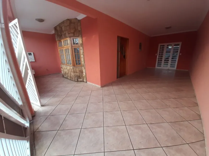 Foto 1 de Sobrado com 3 Quartos à venda, 170m² em Vila Roma, Salto