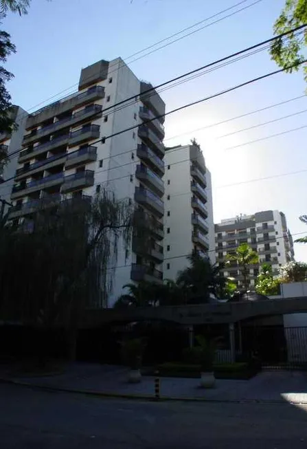 Foto 1 de Apartamento com 3 Quartos à venda, 251m² em Jardim Guedala, São Paulo