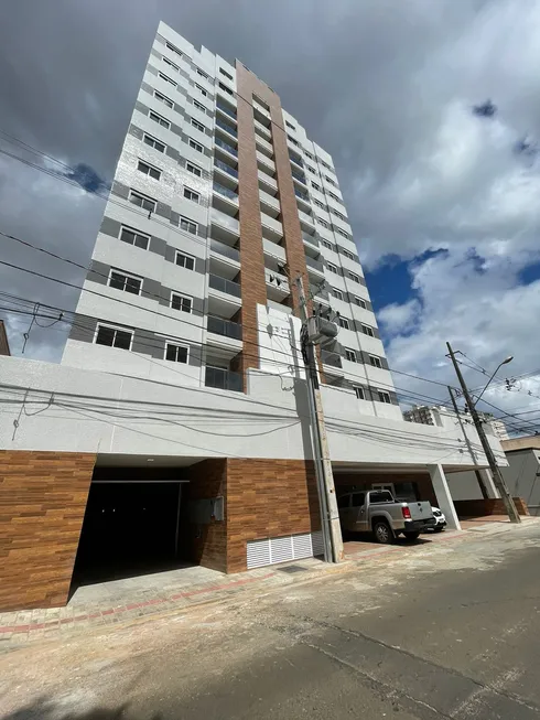 Foto 1 de Apartamento com 3 Quartos para alugar, 100m² em Centro, Ponta Grossa