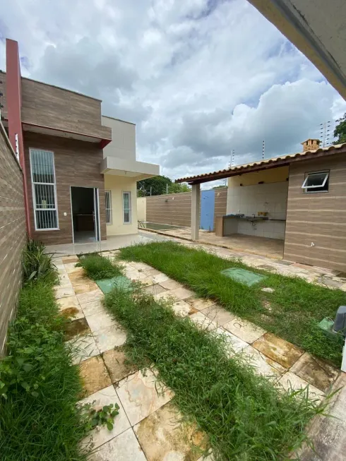 Foto 1 de Casa com 3 Quartos para venda ou aluguel, 110m² em Icarai, Caucaia