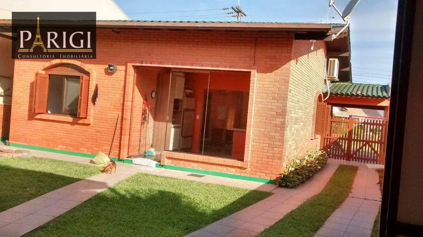 Foto 1 de Casa com 3 Quartos à venda, 160m² em Centro, Tramandaí