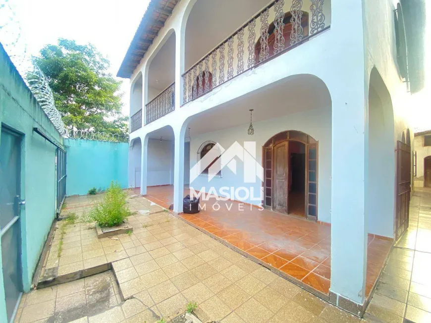 Foto 1 de Casa com 7 Quartos à venda, 322m² em Centro, Vila Velha