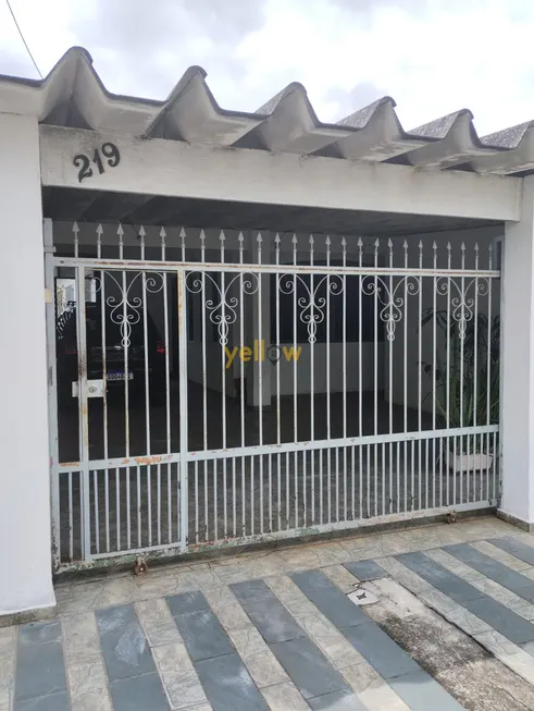 Foto 1 de Casa com 3 Quartos à venda, 325m² em Arujá América, Arujá