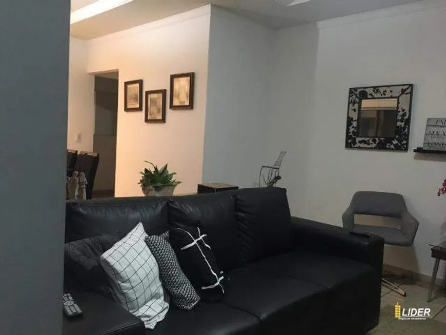 Foto 1 de Apartamento com 3 Quartos à venda, 113m² em Tabajaras, Uberlândia