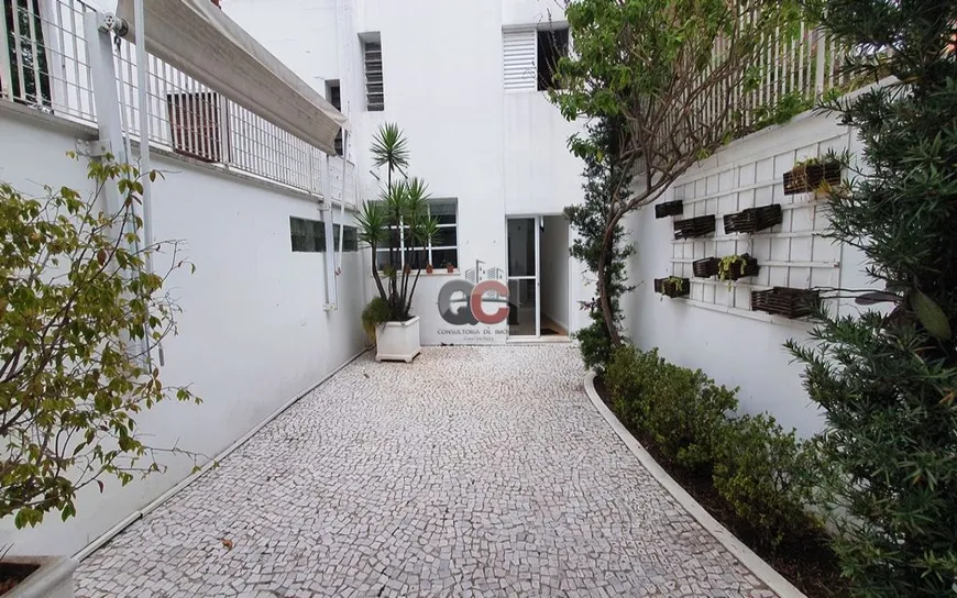 Foto 1 de Imóvel Comercial com 2 Quartos para venda ou aluguel, 243m² em Vila Madalena, São Paulo