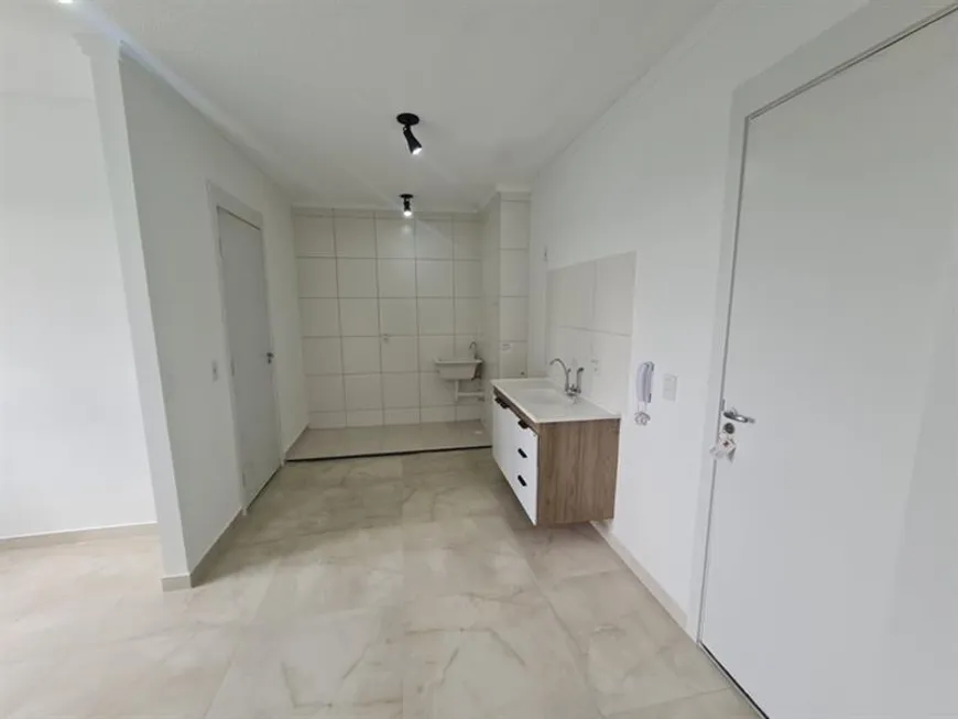 Foto 1 de Apartamento com 1 Quarto para alugar, 34m² em Vila Norma, São Paulo