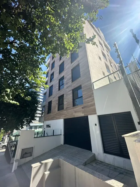 Foto 1 de Apartamento com 1 Quarto à venda, 61m² em Centro, Florianópolis