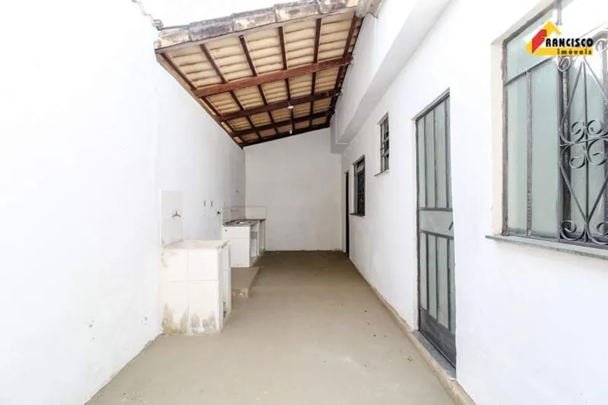 Foto 1 de Casa com 2 Quartos à venda, 55m² em Nossa Senhora das Graças, Divinópolis