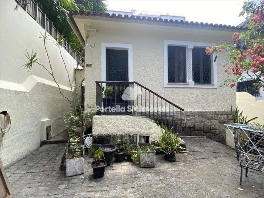Foto 1 de Casa com 4 Quartos à venda, 269m² em Jardim Botânico, Rio de Janeiro