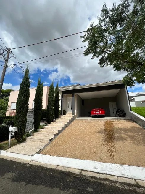 Foto 1 de Casa com 3 Quartos à venda, 185m² em Parque do Varvito, Itu