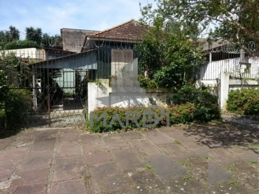 Foto 1 de Lote/Terreno à venda, 242m² em Tristeza, Porto Alegre