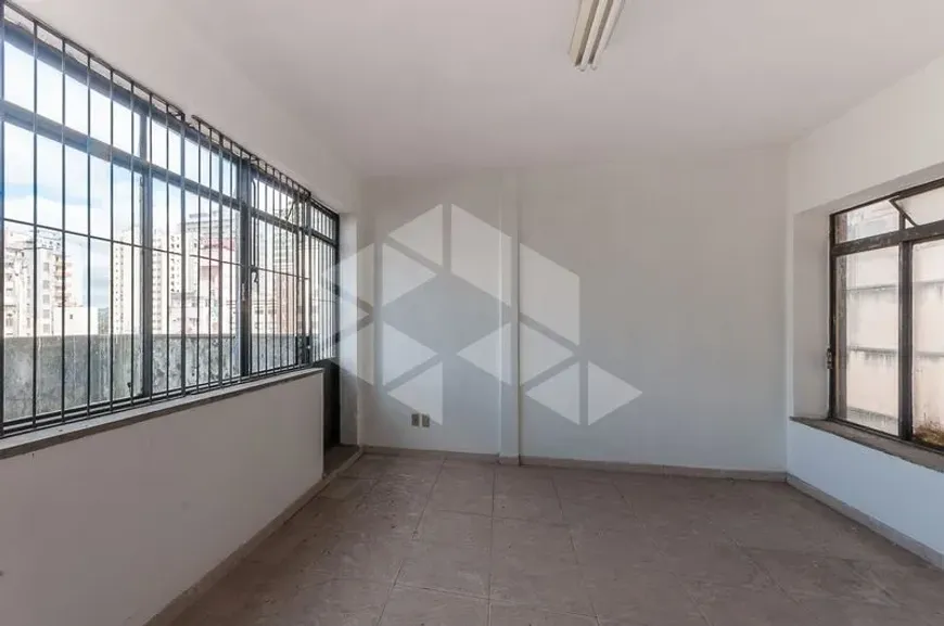 Foto 1 de Sala Comercial para alugar, 58m² em Centro Histórico, Porto Alegre